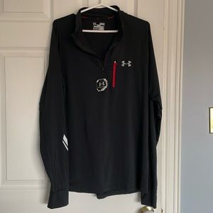 Men’s medium Under Armour long sleeve shirt